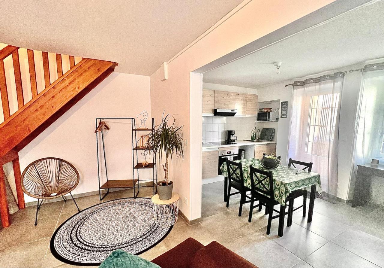 Villa 2 Chambres Proche D'Un Lac Ruelle-sur-Touvre المظهر الخارجي الصورة